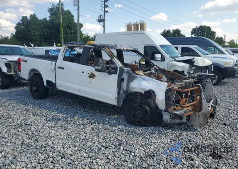 2023 Ford F250 Super Duty z USA, uszkodzony, nr VIN 1FT8W2BN2PED18091